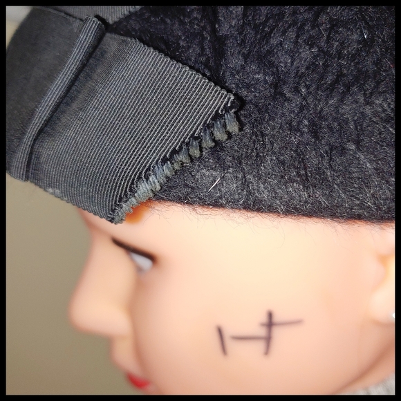 Vintage Jaguar Cloche Hat Black Felted Wool with Wide Grosgrain Ribbon - Picture 5 of 8